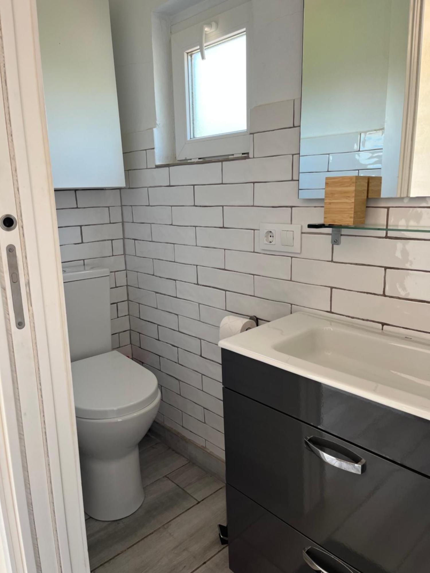 Arriba Stijlvol Appartement Met Zwembad En Tuin Конил-де-ла-Фронтера Екстериор снимка