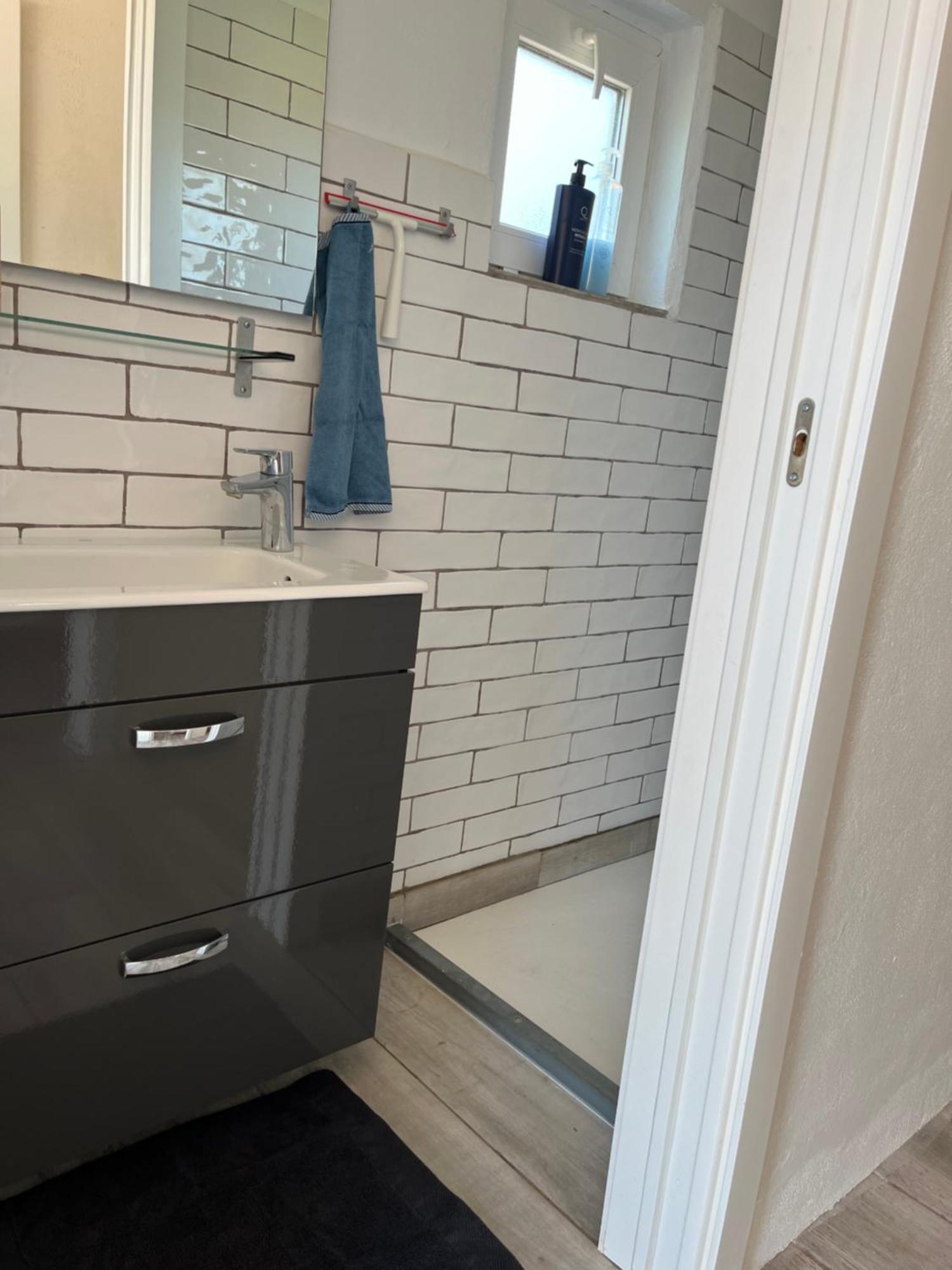 Arriba Stijlvol Appartement Met Zwembad En Tuin Конил-де-ла-Фронтера Екстериор снимка